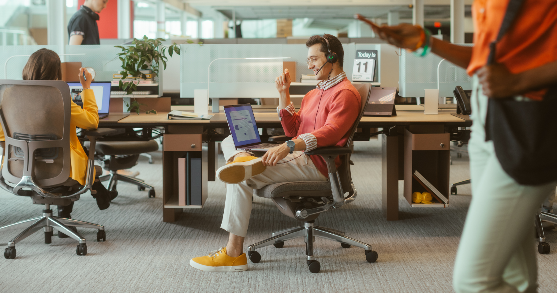 The smart business move: 8 reasons why companies are moving to an integrated UC + CC platform