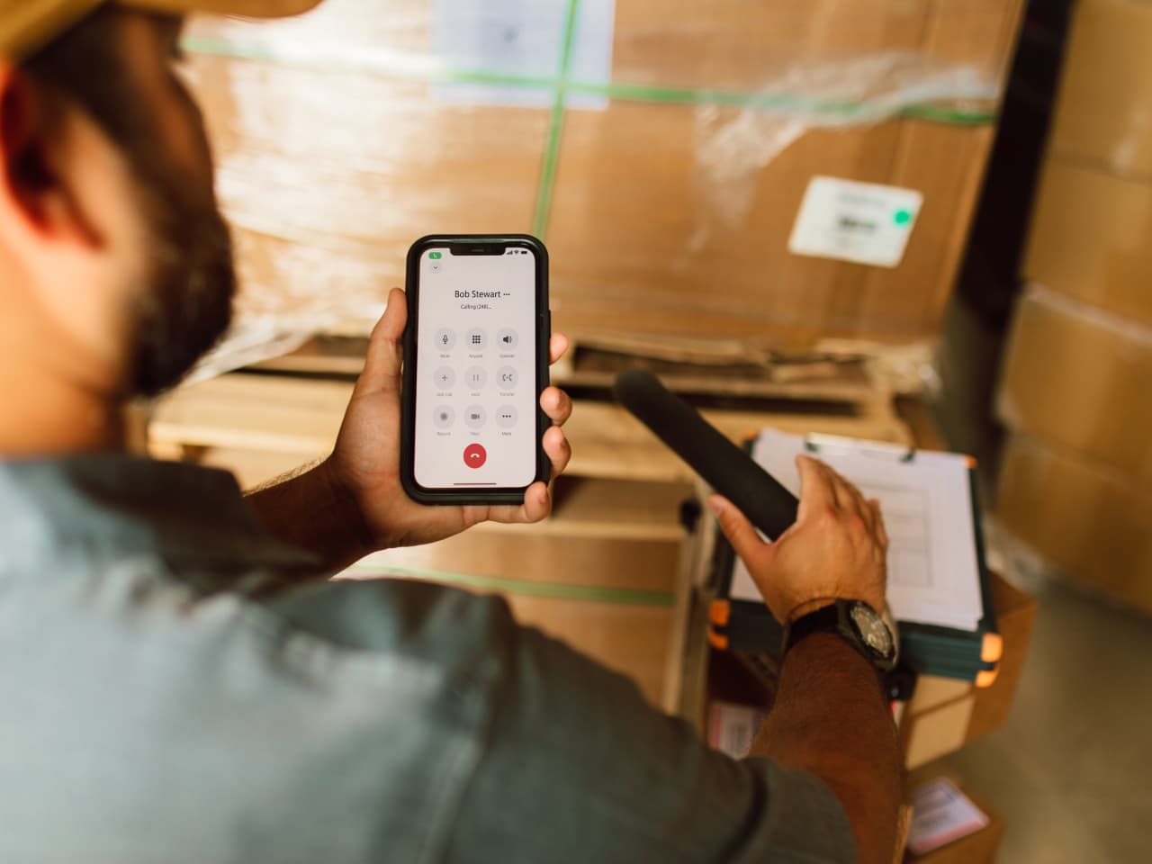 Discover Zoom Phone for Small and Mid-Sized Businesses Discover Zoom Phone for Small and Mid-Sized Businesses
