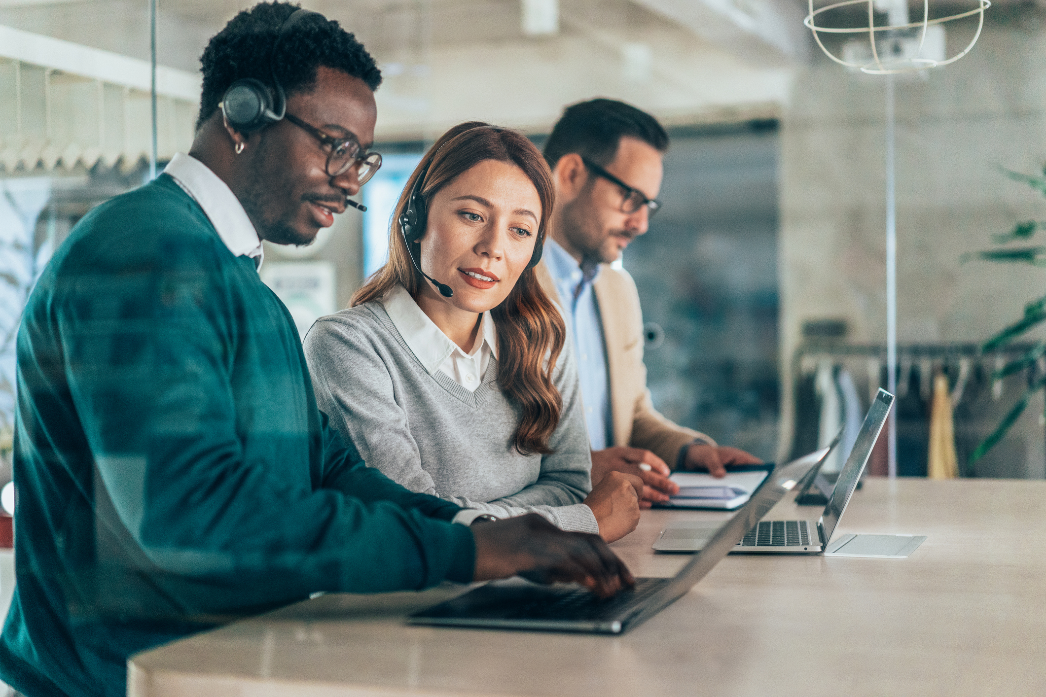 CX in action: Skip the headache of manual workforce management and coaching CX in action: Skip the headache of manual workforce management and coaching