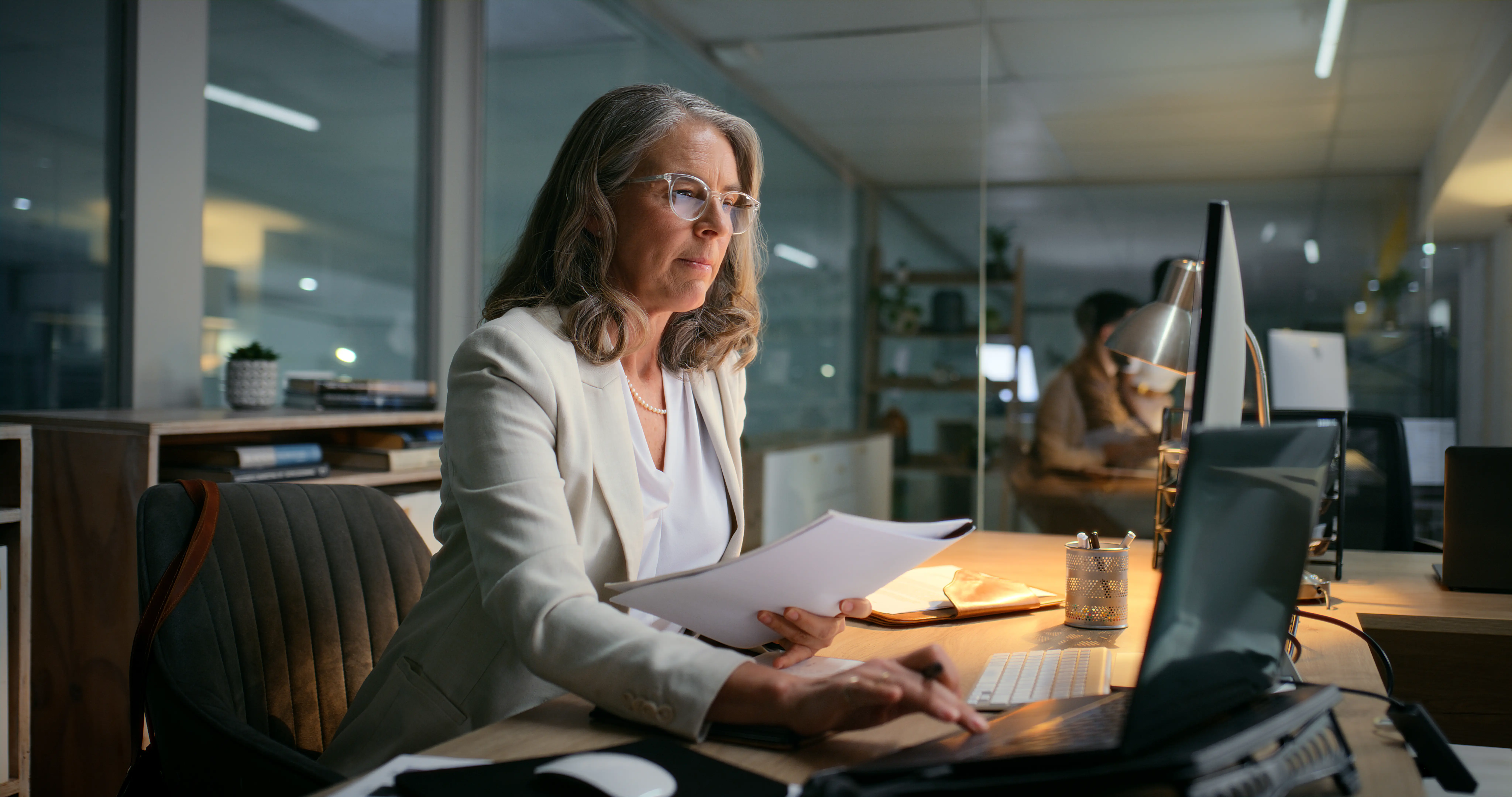 How to fax from a computer: Send documents quickly and securely