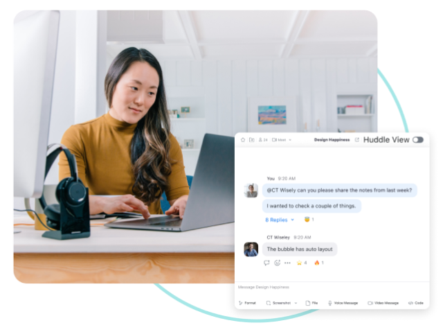 Woman at desk using Huddle View