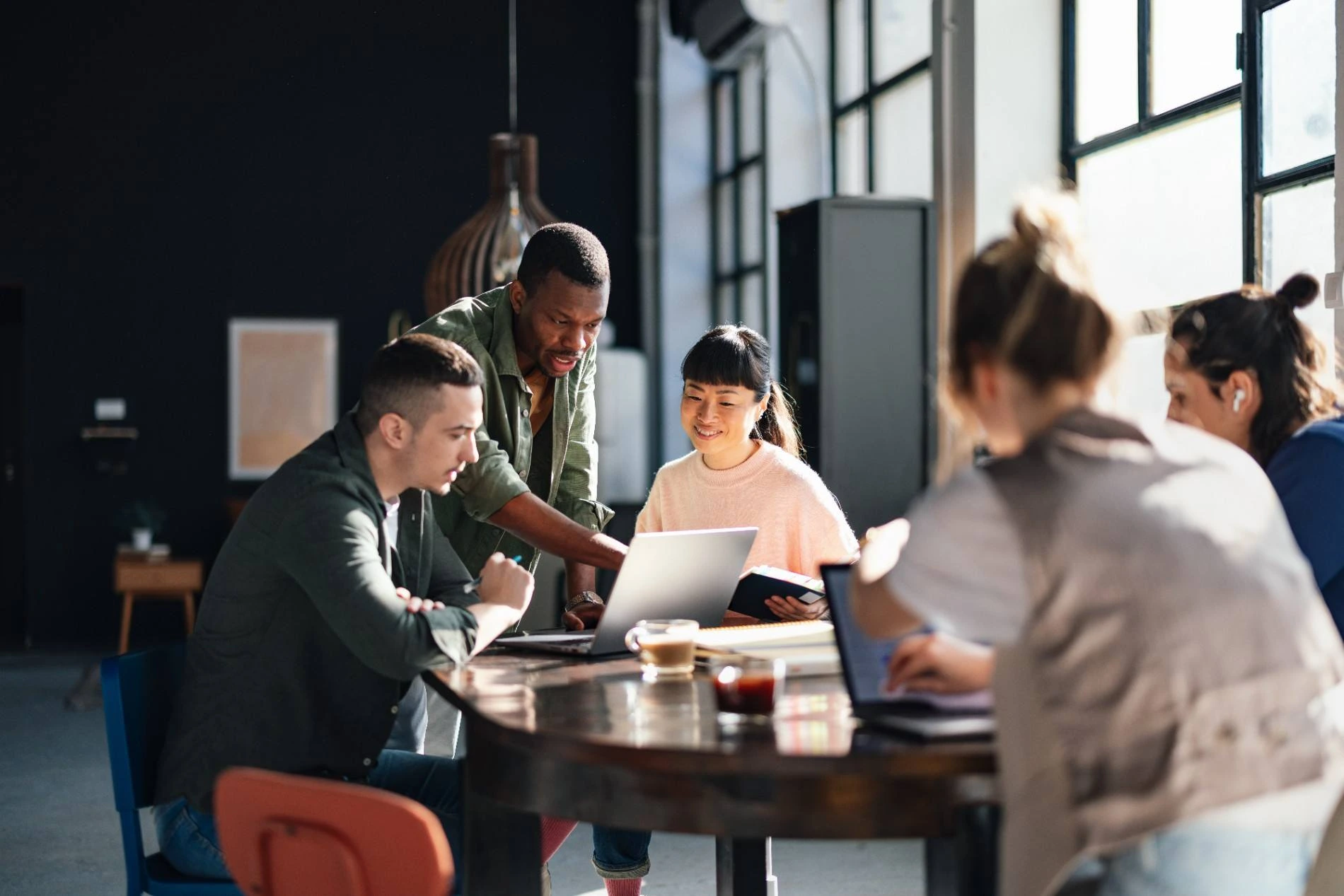 Contract signing: the complete guide for small businesses
