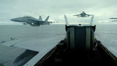 Image of fighter jets