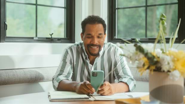 Nomor telepon layanan virtual: apakah tepat untuk bisnis Anda?
