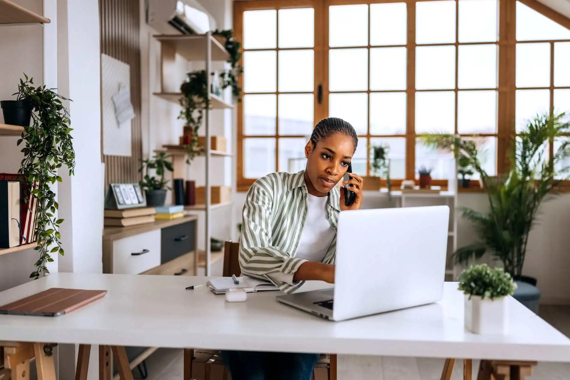 What is a VoIP number? A guide for small businesses